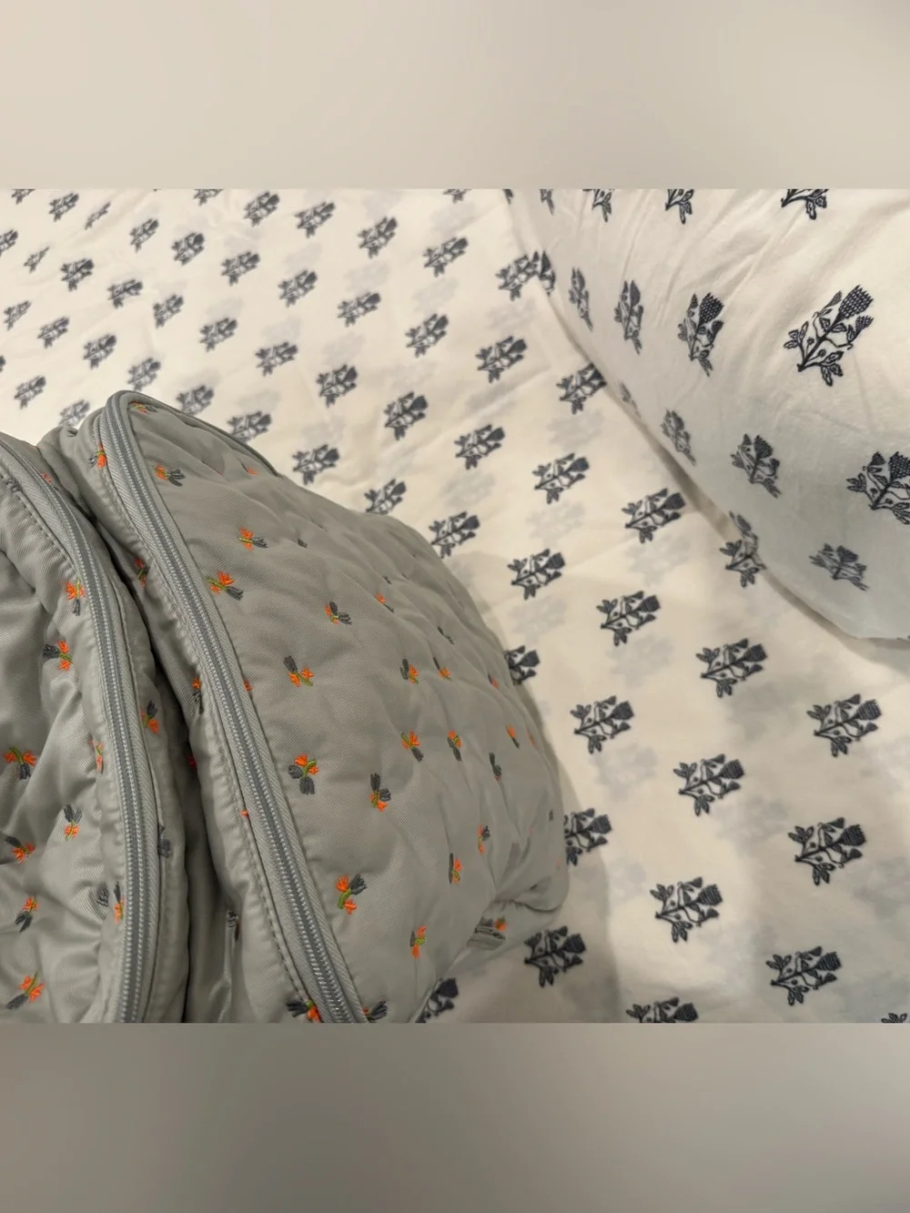 Caraa Baby Hospital Bag in Dove Embroidered Organic Cotton